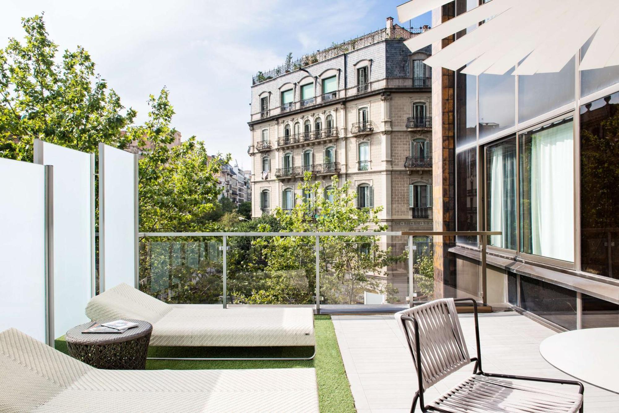 Nh Collection Barcelona Gran Hotel Calderon Ngoại thất bức ảnh The rooftop terrace